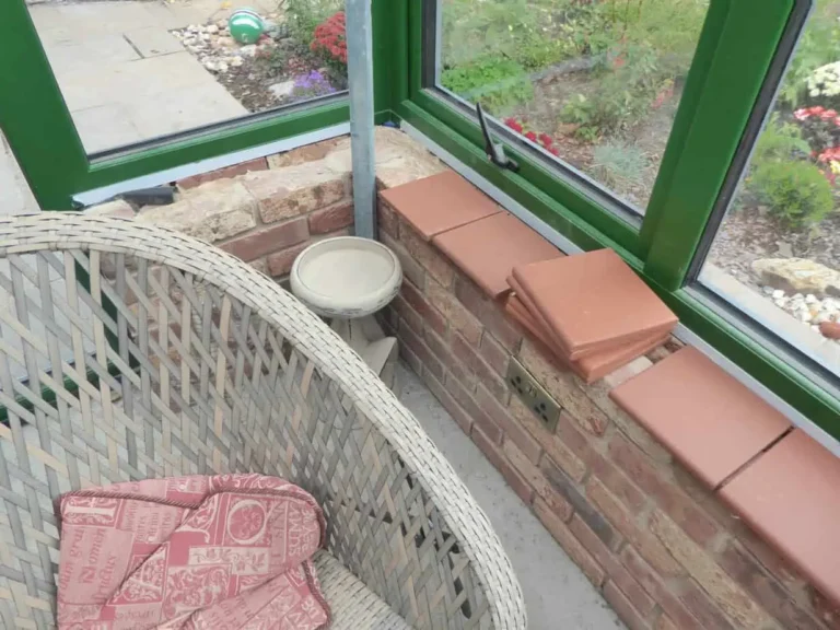 tile-capping-being-added-to-the-new-structure